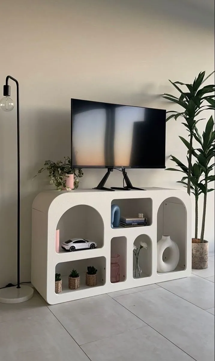 GOLDEN TV CONSOLE